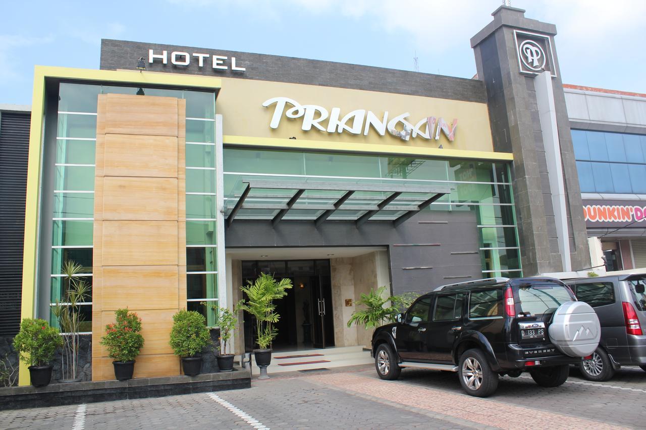 Hotel Priangan Cirebon Extérieur photo